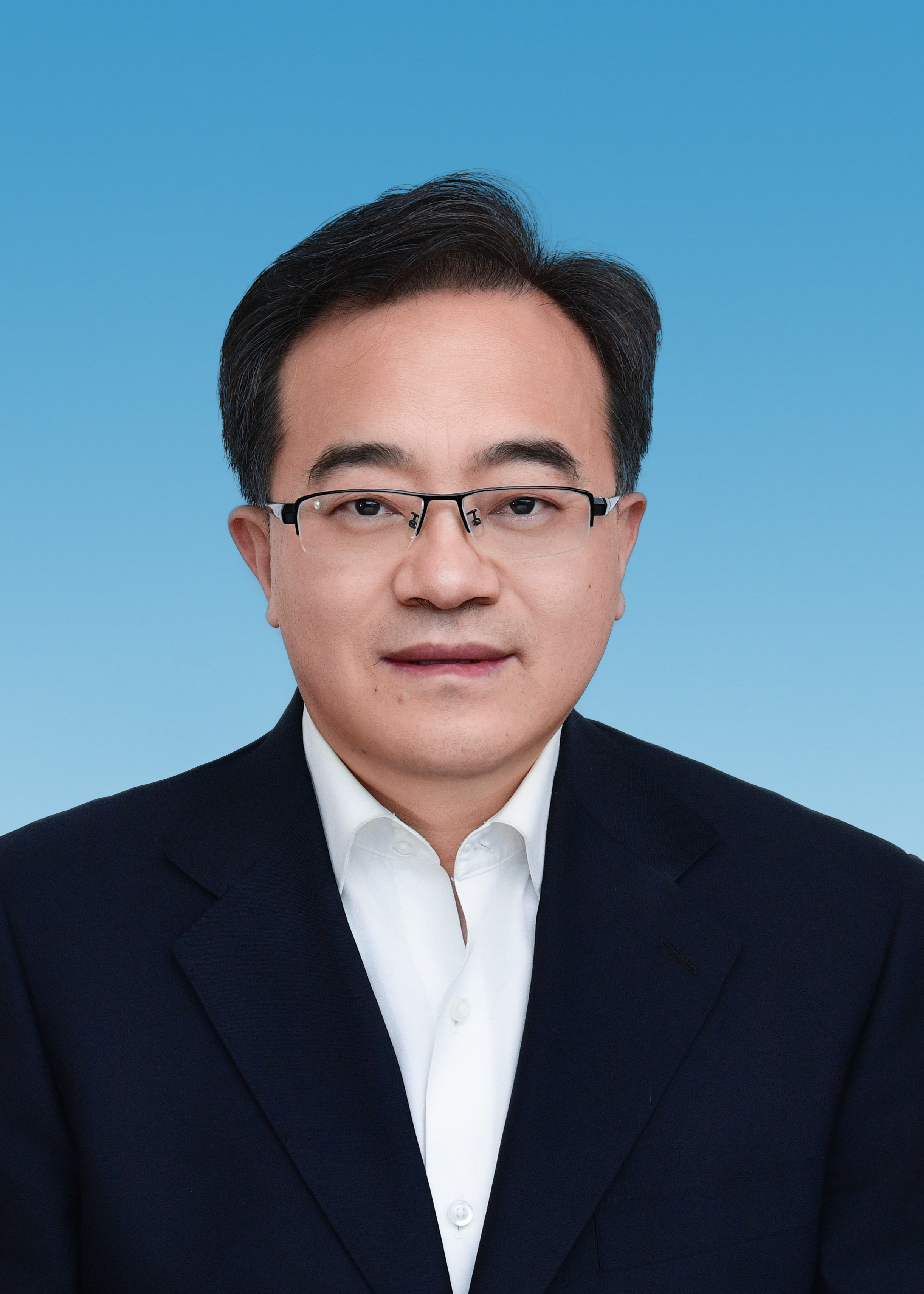 省卫生健康委员会党组成员...：刘伯荣